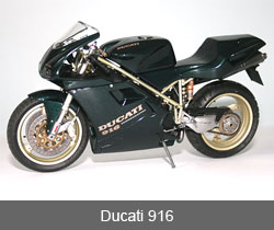 Scale model of the Ducati 916